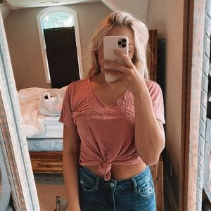 mauve v-neck pocket tee !! make an offer :)